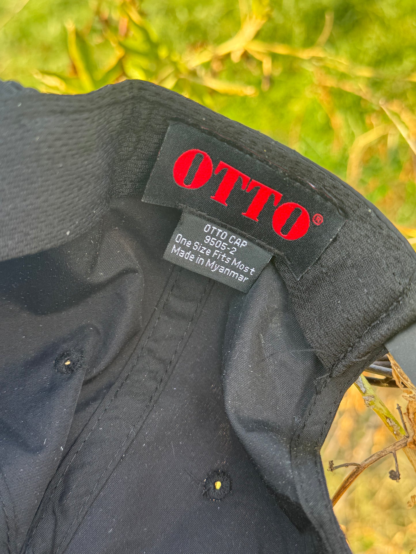 EZPZ Classic Block Patch Rope Trucker – Black &amp; White